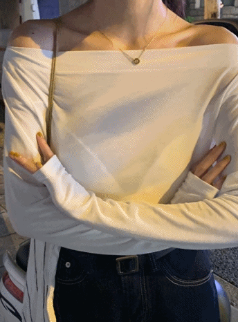 사라 입술넥 기본 여성 긴팔티셔츠